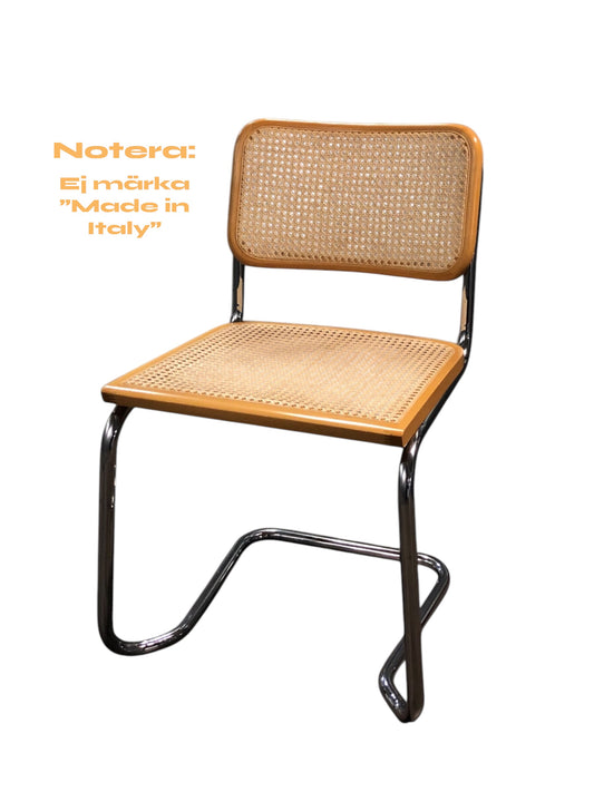 Bauhausstol i helrotting med kromad stålram och handvävd rotting i sits och ryggstöd – en premium Bauhausstol/Cesca-stol som förenar klassisk Bauhausdesign med naturligt rottingmaterial och passar perfekt i svenska hem, matsalar och modern skandinavisk inredning. Made in Italy.