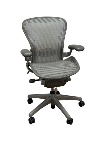 Skivbordsstol - Herman Miller Aeron